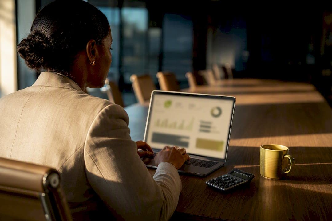 Make Your Marketing Efficiency Ratio Board Ready for CMOs and Founders